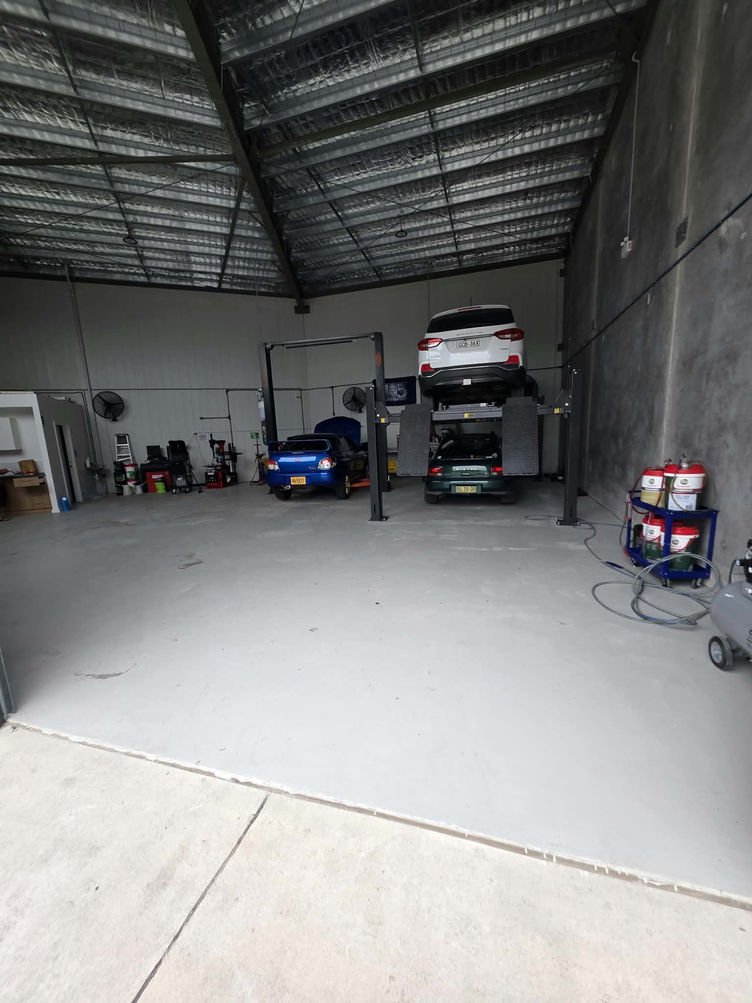 Appleton Automotive workshop entrance at 11/7 Concord Street, Boolaroo